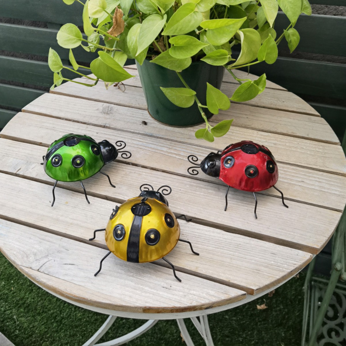 New Solar Iron Art Ladybug Cre - Art Craft Ladybug reseña y precio